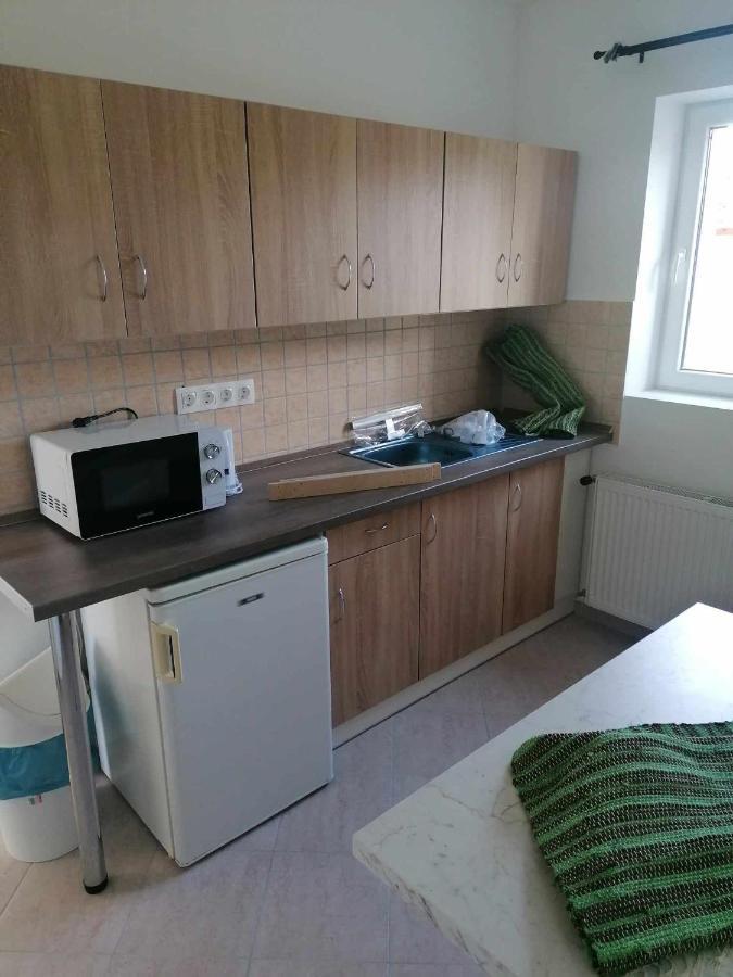 Aba-Boebe Vendeghaz Appartement Zalaszentivan Buitenkant foto
